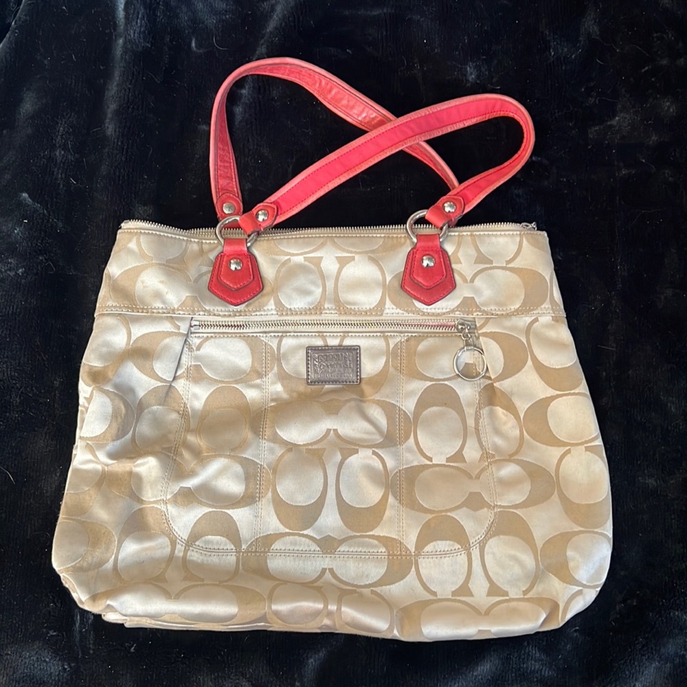 Coach Purse From The The Poppy Collection